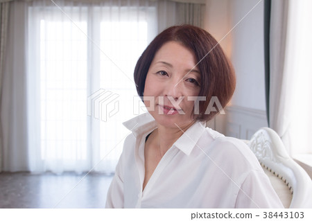 中年婦女 38443103