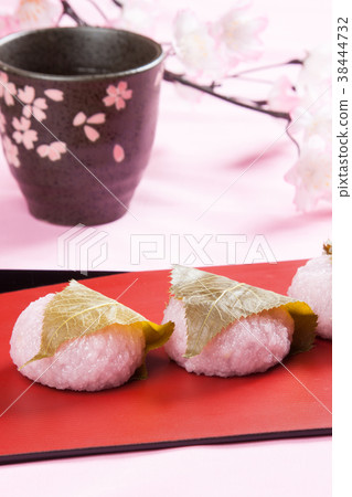 Cherry blossom Cherry blossom 38444732
