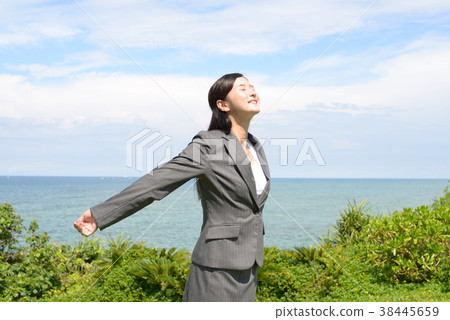 Relaxing business woman 38445659