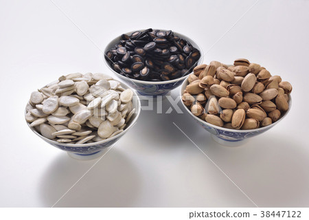 開心果,瓜子,零食,傳統果乾,乾果,春節,年貨,中國年節,中國,臺灣,年節 開心果,瓜子,零食,傳統果乾,乾果,春節,年貨,中國年節,中國,臺灣,年節 38447122