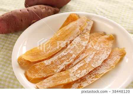 Dried sweet potato Dried sweet potato 38448120