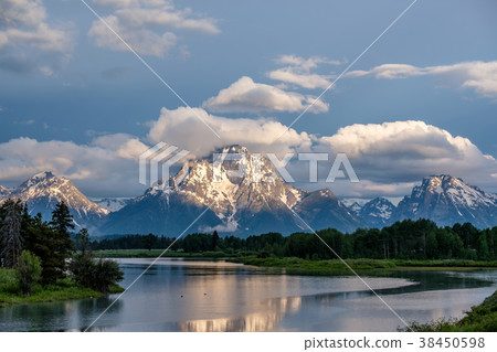 Mountains in Grand Teton  38450598