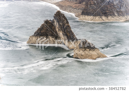 Dodam Sambong, Danyang-gun, Chungbuk Dodam Sambong, Danyang-gun, Chungbuk 38452782