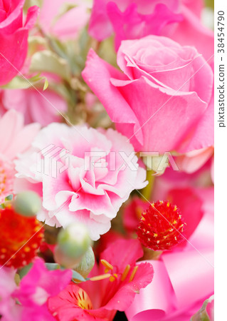 Fresh flowers 38454790