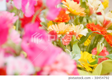 Fresh flowers 38454792
