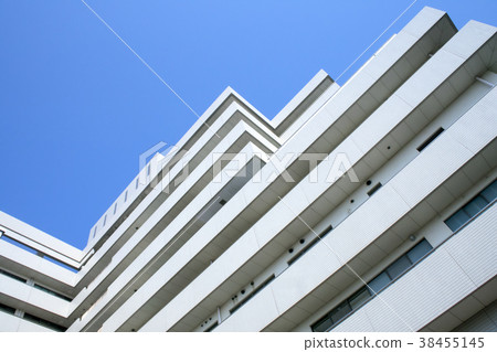 Hospital appearance 38455145