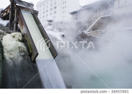 Yubata waterfall 38455981