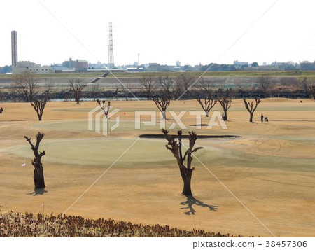 Riverbed Golf Course 38457306