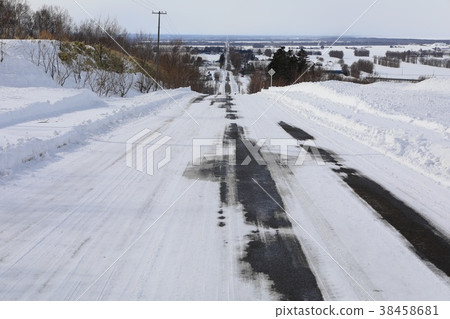 Way to the sky, winter 38458681