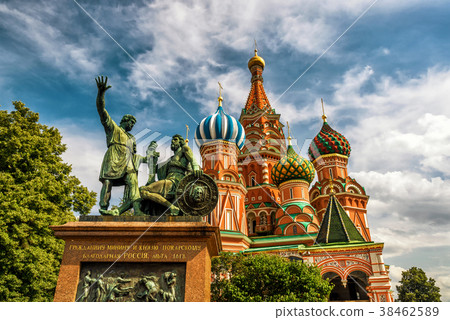 St. Basil`s Cathedral in Moscow St. Basil`s Cathedral in Moscow 38462589