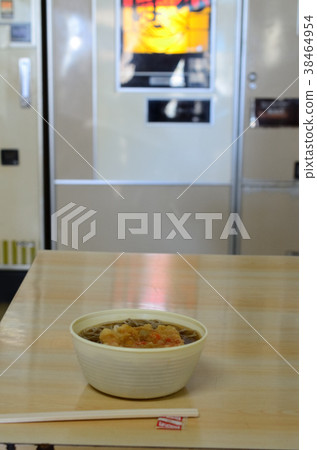 Nostalgic vending machines, udon and soba vending machines. Tempura soba 38464954