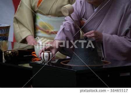 日本傳統藝術“茶道” 日本傳統藝術“茶道” 38465517
