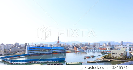 Hakata Port / Bayside (Funny, Blue Sky) Fukuoka City, Fukuoka Prefecture 38465744