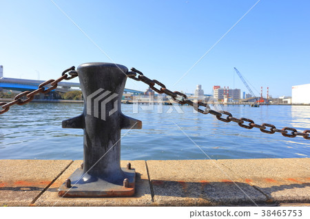 Hakata Port / Bayside (Funny, Blue Sky) Fukuoka City, Fukuoka Prefecture 38465753