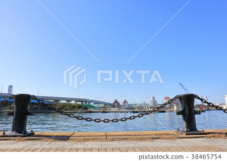 Hakata Port / Bayside (Funny, Blue Sky) Fukuoka City, Fukuoka Prefecture 38465754