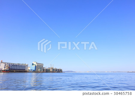 Hakata Port / Bayside (Funny, Blue Sky) Fukuoka City, Fukuoka Prefecture Hakata Port / Bayside (Funny, Blue Sky) Fukuoka City, Fukuoka Prefecture 38465758