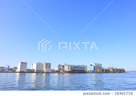 Hakata Port / Bayside (Funny, Blue Sky) Fukuoka City, Fukuoka Prefecture 38465759