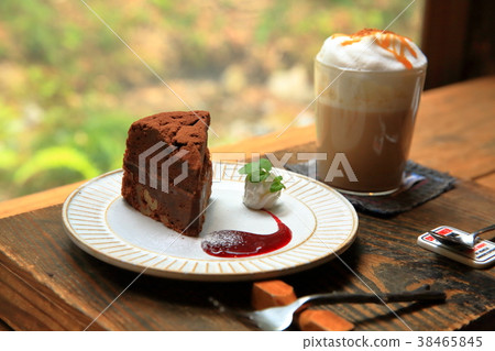 小吃時間 38465845