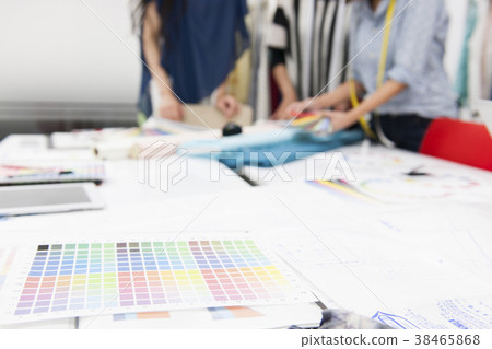 Businessmen meeting apparel meeting apparel 38465868