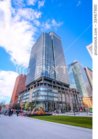 Shin Marunouchi Building 38467900