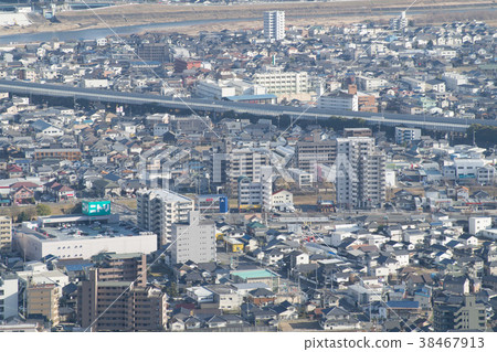 Asanami Ward,廣島市的都市風景在冬天 Asanami Ward,廣島市的都市風景在冬天 38467913