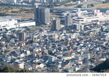 Asanami Ward,廣島市的都市風景在冬天 Asanami Ward,廣島市的都市風景在冬天 38467914