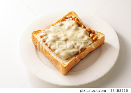 Natto toast Natto toast 38468316