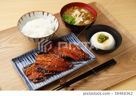 Sanmamirin乾燥 38468362