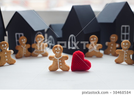 Decorative houses and gingerbread men Decorative houses and gingerbread men 38468584