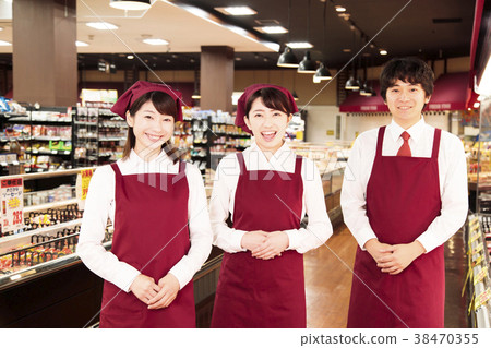 Supermarket supermarket clerk staff Supermarket supermarket clerk staff 38470355