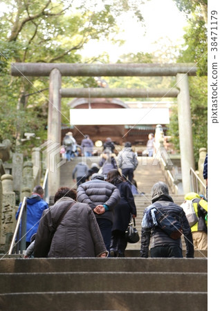 Golden Mandala Golden Mandala 38471179