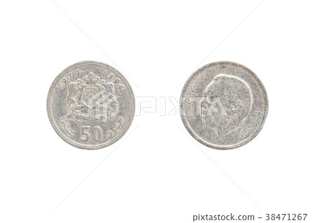 Fifty Moroccan santimat coin 38471267