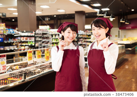 Supermarket supermarket clerk staff 38473406