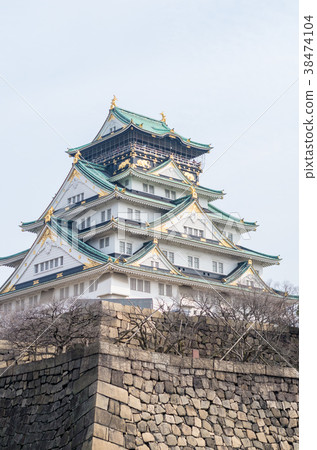 Osaka Castle in spring 38474104
