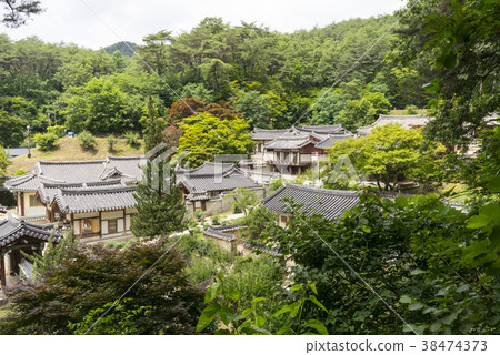 Dosan Seowon, Andong City, Gyeongbuk 38474373