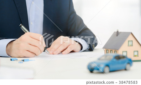 Insurance agent in office 38478583