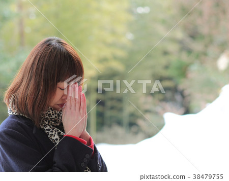 Exam pass prayer woman worship image Exam pass prayer woman worship image 38479755