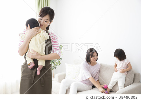 臨時保姆 38480802