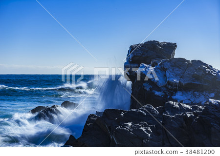 Jung Dong-Jin, Gangneung-si, Gangwon-do 38481200