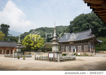 Mungyeongdo Angels Jindong,三層石塔(寶藏606號),集集寺,Hwangak山,Gimcheon,Gyeongbuk Mungyeongdo Angels Jindong,三層石塔(寶藏606號),集集寺,Hwangak山,Gimcheon,Gyeongbuk 38481857