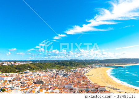 Scenery of sunny Nazare (Portugal) 38483115
