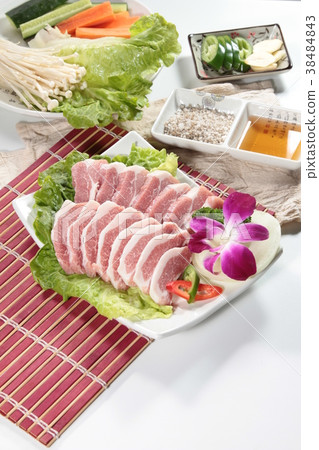 raw pork 38484843
