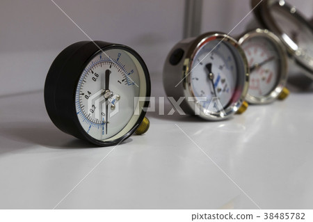 Pressure Gauges ; For air pressure checking 38485782