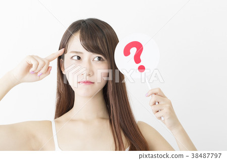 ? Woman who puts out the mark ? Woman who puts out the mark 38487797