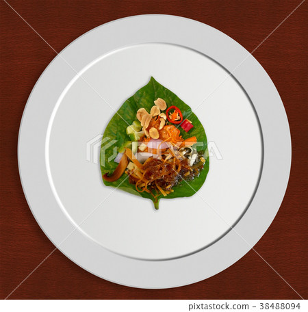 Miang Kham, Thai savoury leaf-wrapped appetizer 38488094