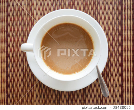 Vietnamese instant hot coffee top view on mat  38488095