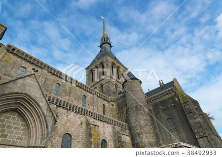 Mont Saint-Michel尖頂2018年1月26日 38492933