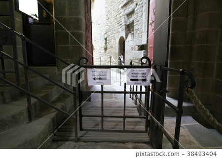 Mont-St-Michel Entrance ticket counter Taken on January 26, 2018 38493404