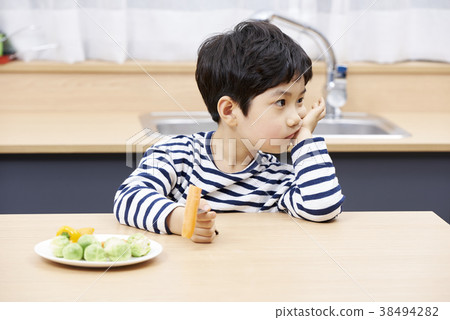 Eating, eating, children, Korean 38494282