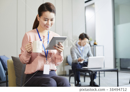 Businessman, Business Woman, Korean Businessman, Business Woman, Korean 38494712